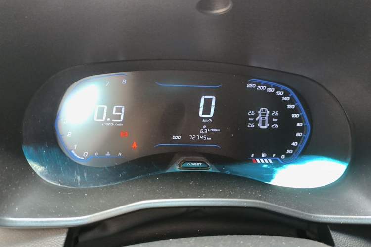 Used Wuling Hongguang S3 2019 Automatic Clutch Version 1.5L Manual Luxury Model China V Standard Instrument Cluster
