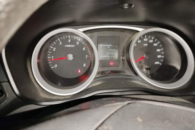 Used Wuling Hongguang S3 2019 1.5L Manual Standard Version China VI Standard Instrument Cluster