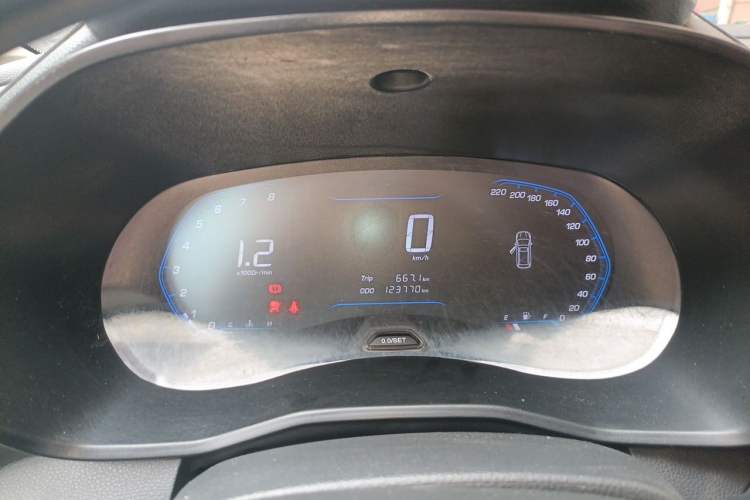 Used Wuling Hongguang S3 2019 1.5L Manual Comfort Model China VI Standard Instrument Cluster