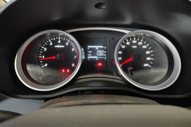 Used Wuling Hongguang S3 2019 1.5L Manual Standard Version China VI Standard Instrument Cluster