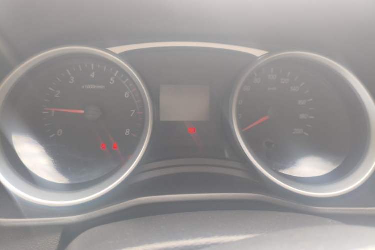 Used Wuling Hongguang S3 2019 1.5L Manual Standard Version China VI Standard Instrument Cluster