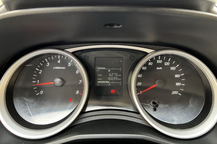 Used Wuling Hongguang S3 2019 1.5L Manual Standard Version China VI Standard Instrument Cluster