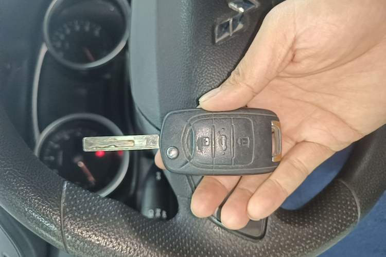 Used Wuling Hongguang S3 2019 1.5L Manual Standard Version China VI Standard Interior 1
