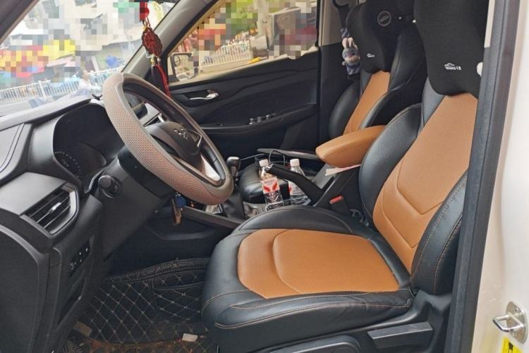 Used Wuling Hongguang S3 2019 1.5L Manual Comfort Model China VI Standard Interior 3