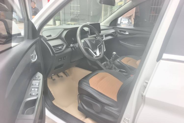 Used Wuling Hongguang S3 2019 1.5L Manual Comfort Model China VI Standard Interior 6