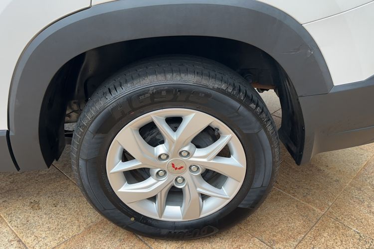 Used Wuling Hongguang S3 2019 1.5L Manual Comfort Model China VI Standard Interior 8