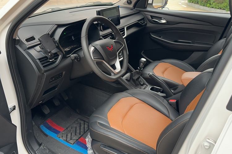 Used Wuling Hongguang S3 2019 1.5L Manual Comfort Model China VI Standard Interior 9