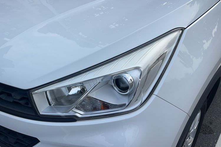 Used Wuling Hongguang S3 2019 1.5L Manual Standard Version China VI Standard Left Front Headlight