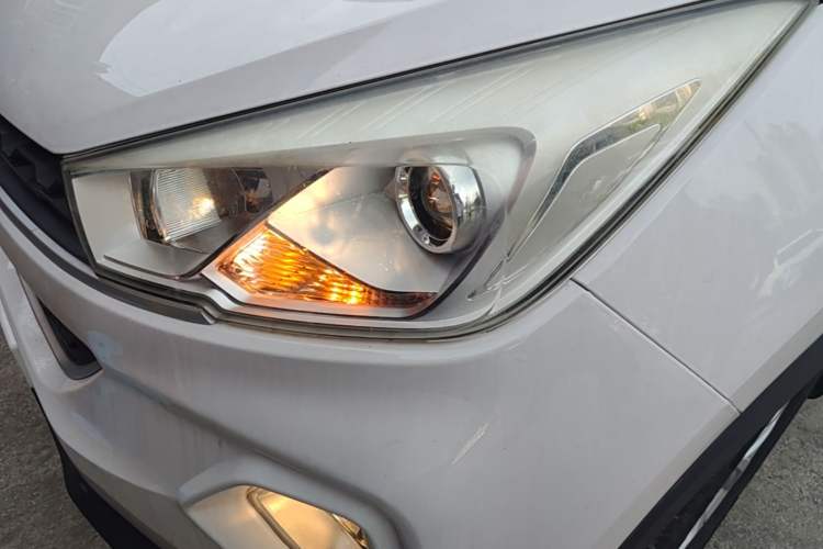 Used Wuling Hongguang S3 2019 Automatic Clutch Version 1.5L Manual Comfort Model China V Standard Left Front Headlight