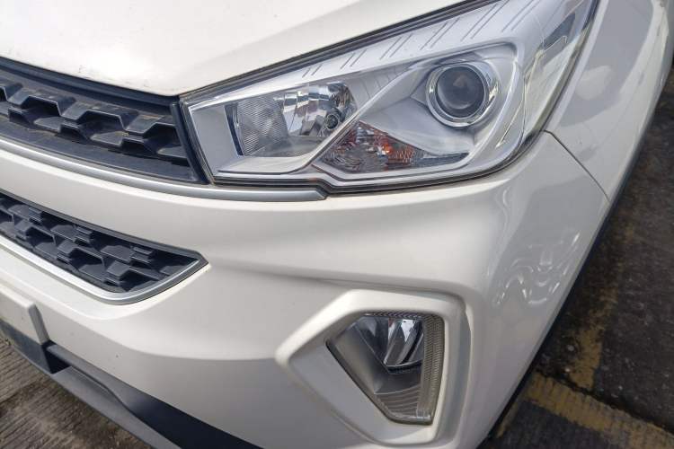 Used Wuling Hongguang S3 2019 1.5L Manual Comfort Model China VI Standard Left Front Headlight