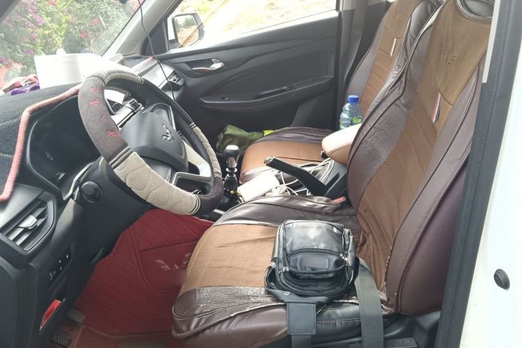Used Wuling Hongguang S3 2019 1.5L Manual Comfort Model China VI Standard Left Front Seat