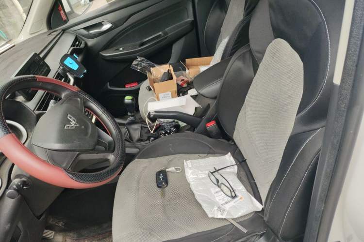 Used Wuling Hongguang S3 2019 1.5L Manual Standard Version China VI Standard Left Front Seat