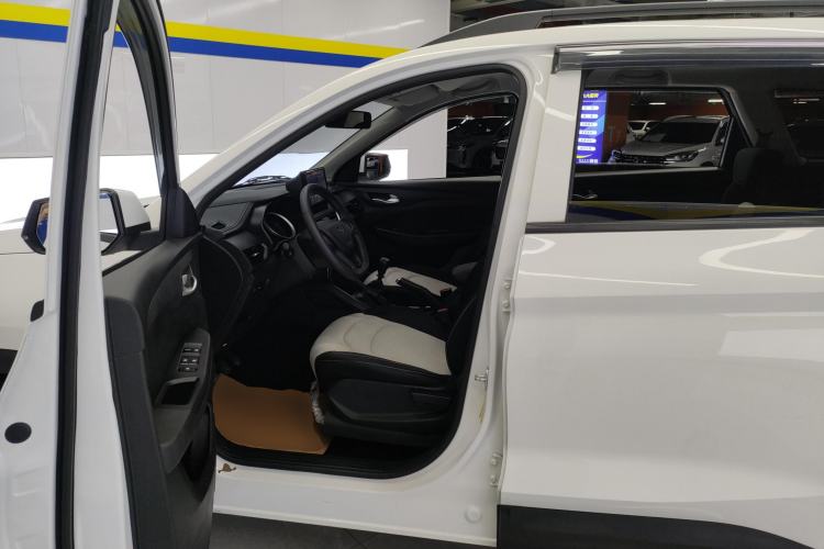 Used Wuling Hongguang S3 2019 1.5L Manual Standard Version China VI Standard Left Front Seat