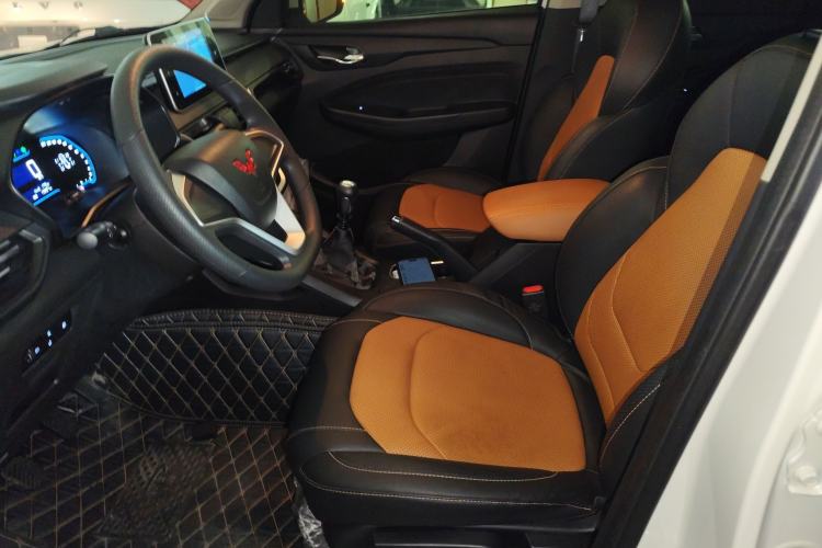 Used Wuling Hongguang S3 2019 1.5L Manual Comfort Model China VI Standard Left Front Seat
