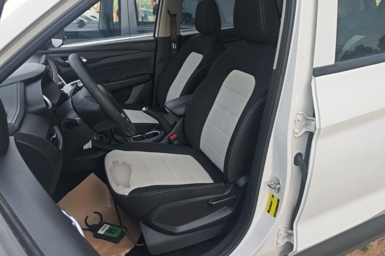 Used Wuling Hongguang S3 2019 1.5L Manual Standard Version China VI Standard Left Front Seat