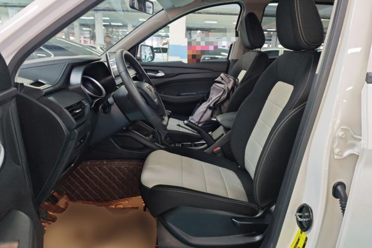 Used Wuling Hongguang S3 2019 1.5L Manual Standard Version China VI Standard Left Front Seat