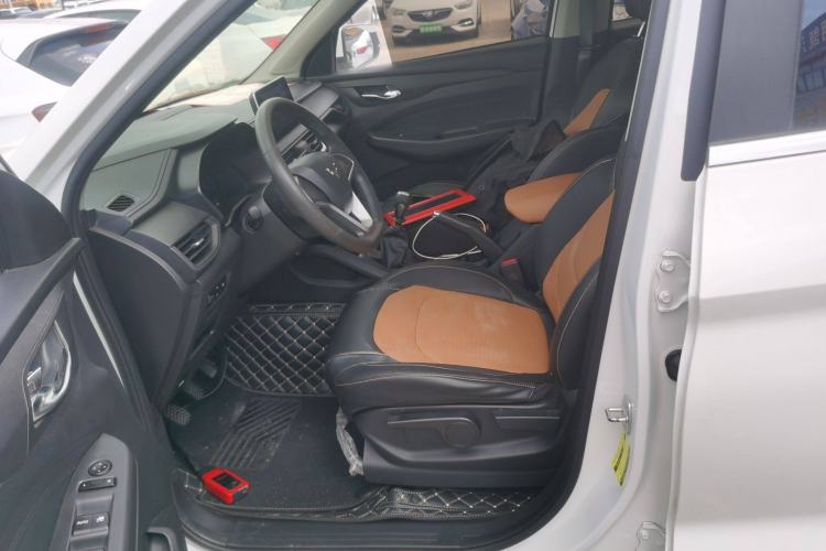 Used Wuling Hongguang S3 2019 1.5L Manual Comfort Model China VI Standard Left Front Seat