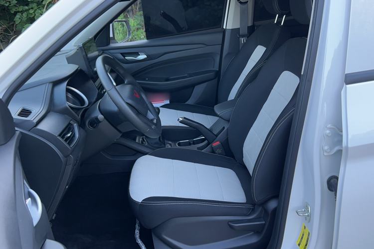Used Wuling Hongguang S3 2019 1.5L Manual Standard Version China VI Standard Left Front Seat