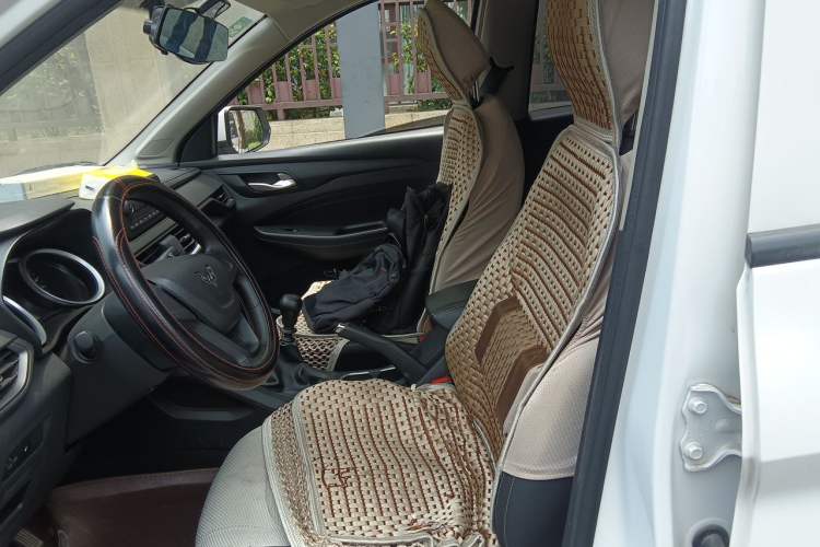 Used Wuling Hongguang S3 2019 1.5L Manual Standard Version China VI Standard Left Front Seat