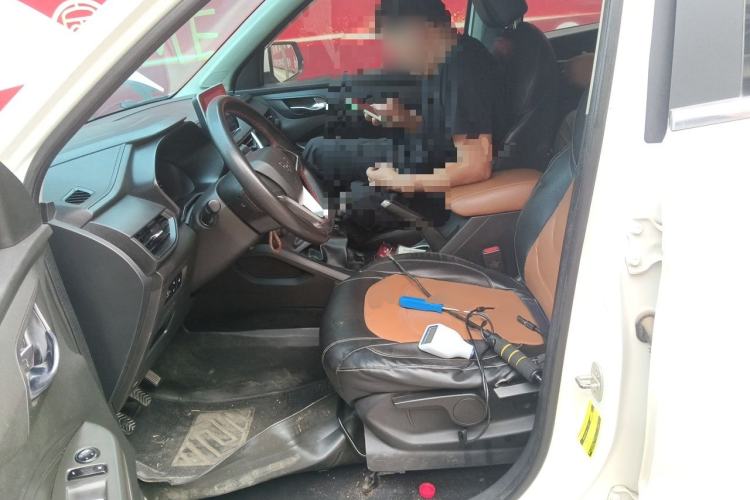 Used Wuling Hongguang S3 2019 1.5L Manual Comfort Model China VI Standard Left Front Seat