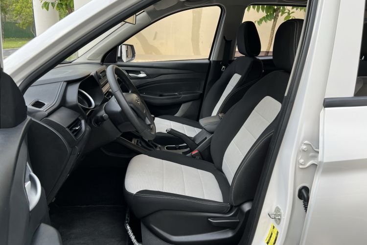 Used Wuling Hongguang S3 2019 1.5L Manual Standard Version China VI Standard Left Front Seat