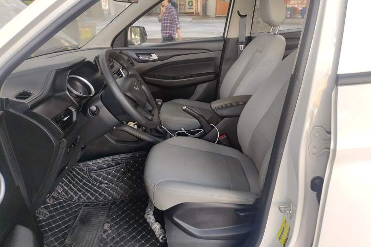 Used Wuling Hongguang S3 2019 1.5L Manual Standard Version China VI Standard Left Front Seat
