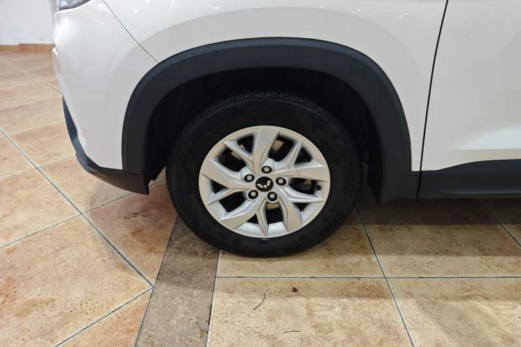 Used Wuling Hongguang S3 2019 1.5L Manual Comfort Model China VI Standard Left Front Wheel Hub