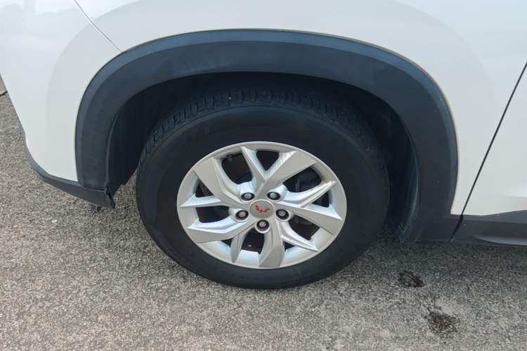 Used Wuling Hongguang S3 2019 1.5L Manual Comfort Model China VI Standard Left Front Wheel Hub