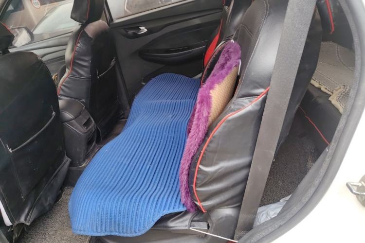 Used Wuling Hongguang S3 2019 1.5L Manual Standard Version China VI Standard Left Rear Seat