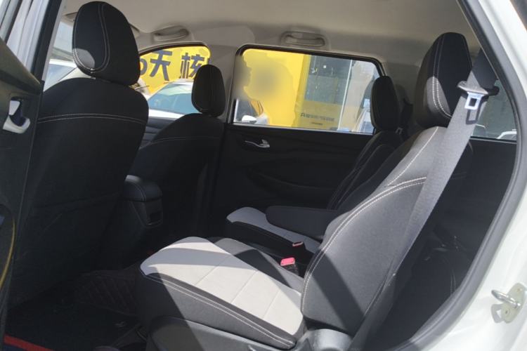 Used Wuling Hongguang S3 2019 1.5L Manual Standard Version China VI Standard Left Rear Seat