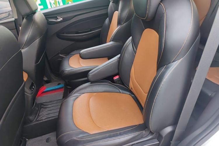 Used Wuling Hongguang S3 2019 Automatic Clutch Version 1.5L Manual Comfort Model China V Standard Left Rear Seat