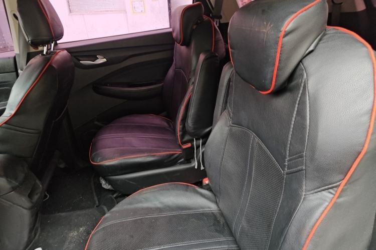 Used Wuling Hongguang S3 2019 1.5L Manual Standard Version China VI Standard Left Rear Seat