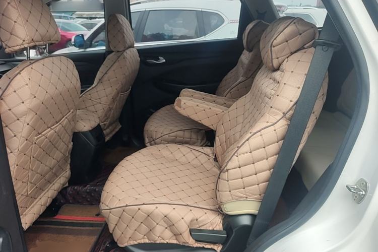 Used Wuling Hongguang S3 2019 1.5L Manual Standard Version China VI Standard Left Rear Seat