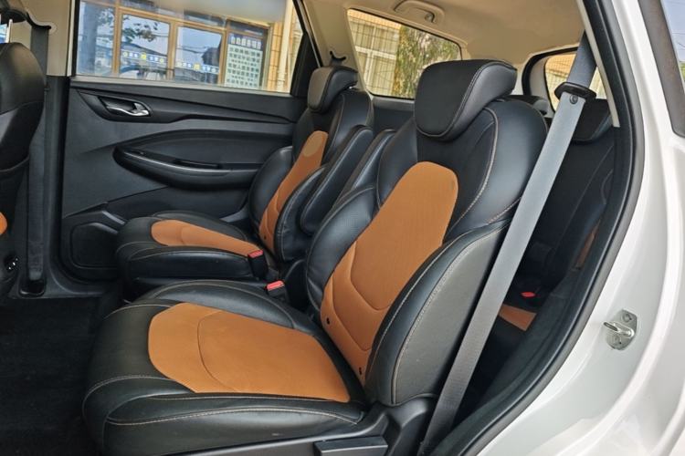 Used Wuling Hongguang S3 2019 Automatic Clutch Version 1.5L Manual Comfort Model China V Standard Left Rear Seat