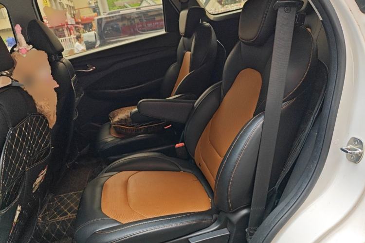 Used Wuling Hongguang S3 2019 1.5L Manual Comfort Model China VI Standard Left Rear Seat