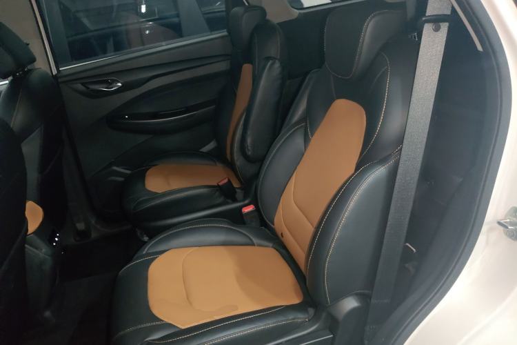 Used Wuling Hongguang S3 2019 1.5L Manual Comfort Model China VI Standard Left Rear Seat