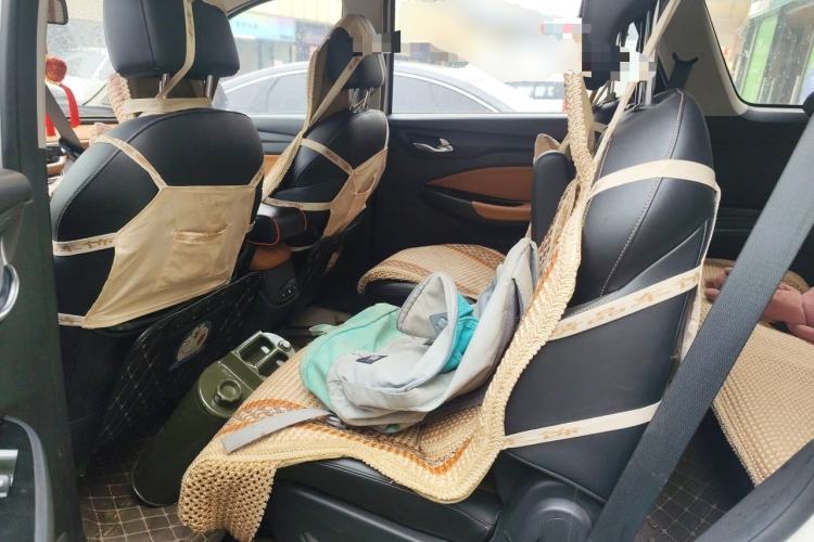 Used Wuling Hongguang S3 2019 1.5L Manual Luxury Model China VI Standard Left Rear Seat