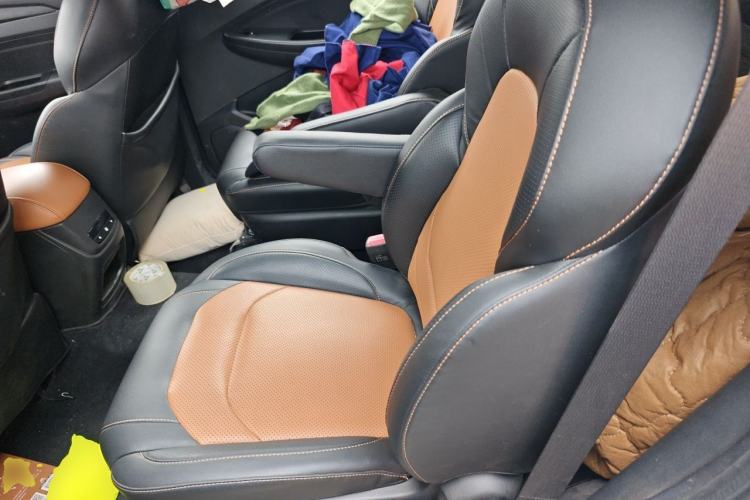 Used Wuling Hongguang S3 2019 1.5L Manual Comfort Model China VI Standard Left Rear Seat