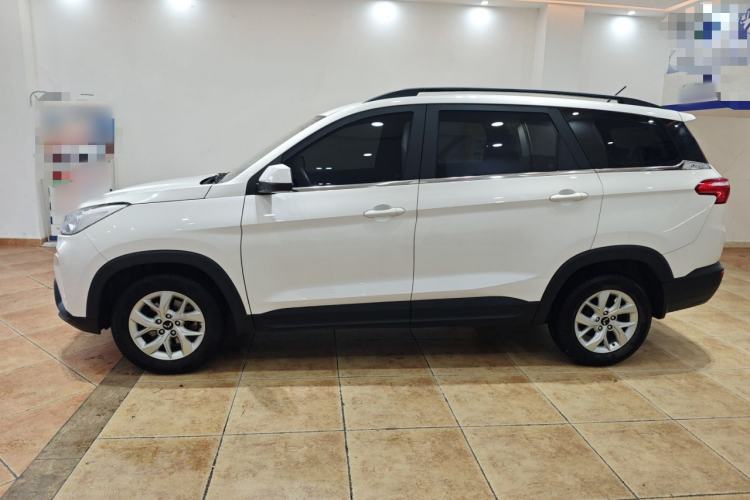 Used Wuling Hongguang S3 2019 1.5L Manual Comfort Model China VI Standard Left Side