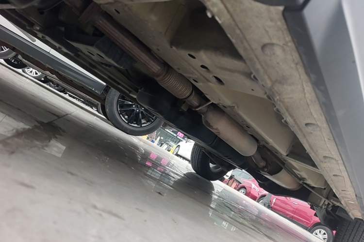 Used Wuling Hongguang S3 2019 1.5L Manual Standard Version China VI Standard Left Side Sill
