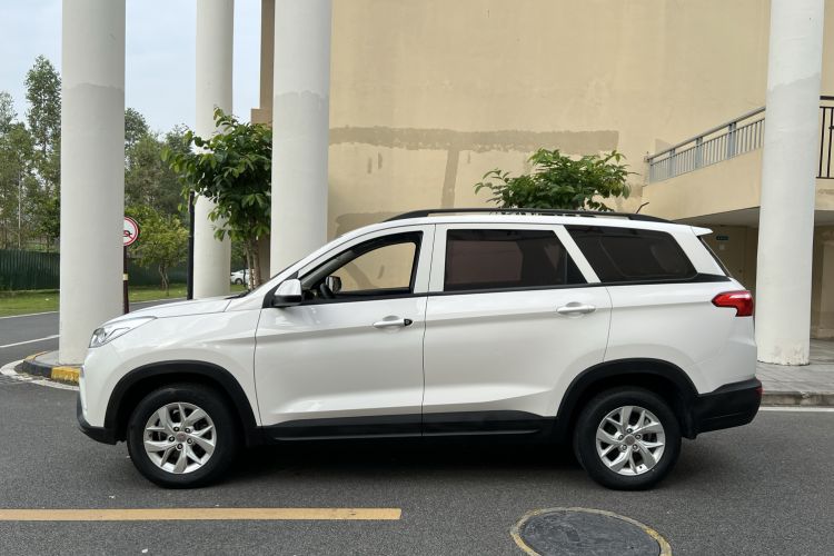Used Wuling Hongguang S3 2019 1.5L Manual Standard Version China VI Standard Left Side
