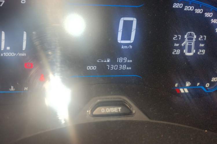 Used Wuling Hongguang S3 2019 1.5L Manual Luxury Model China VI Standard Odometer Close Up