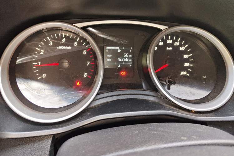 Used Wuling Hongguang S3 2019 1.5L Manual Standard Version China VI Standard Odometer Close Up