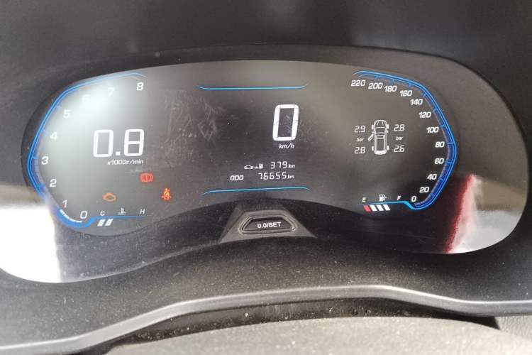 Used Wuling Hongguang S3 2019 1.5L Manual Comfort Model China VI Standard Odometer Close Up