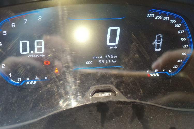 Used Wuling Hongguang S3 2019 Automatic Clutch Version 1.5L Manual Comfort Model China V Standard Odometer Close Up