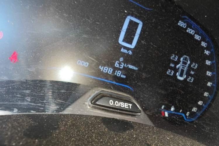 Used Wuling Hongguang S3 2019 1.5L Manual Comfort Model China VI Standard Odometer Close Up