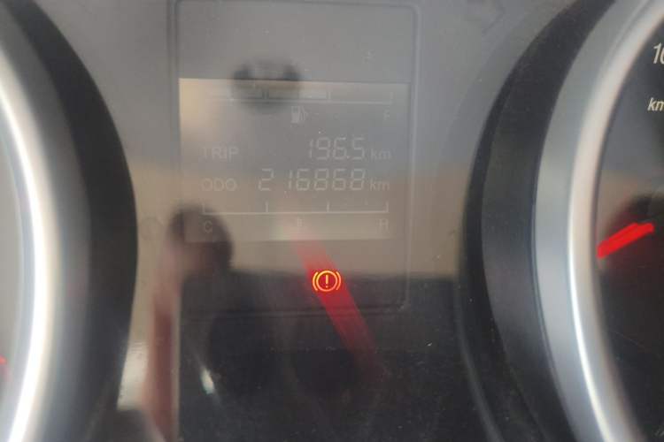 Used Wuling Hongguang S3 2019 1.5L Manual Standard Version China VI Standard Odometer Close Up