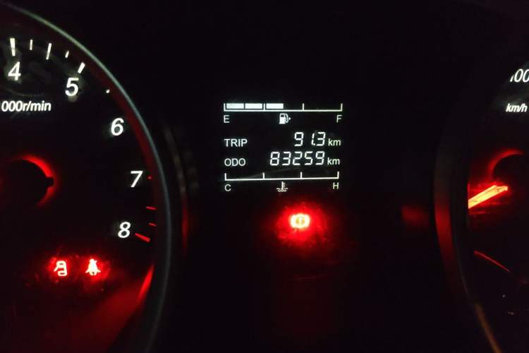 Used Wuling Hongguang S3 2019 1.5L Manual Standard Version China VI Standard Odometer Close Up