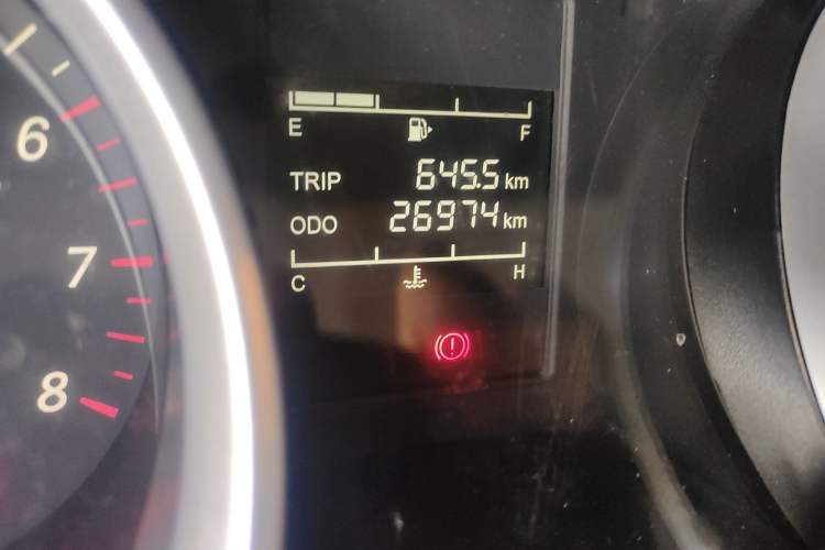 Used Wuling Hongguang S3 2019 1.5L Manual Standard Version China VI Standard Odometer Close Up