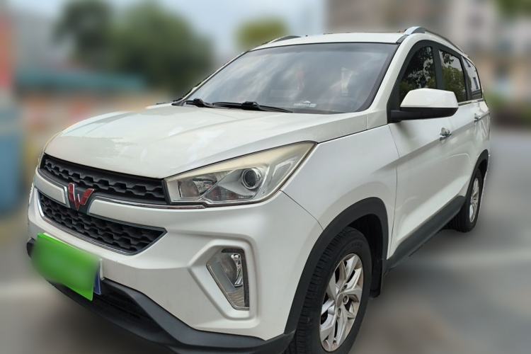 Used Wuling Hongguang S3 2019 Automatic Clutch Version 1.5L Manual Luxury Model China V Standard Guazi used car, China used car export, Used car for sale, Used  cars, Cheapest cars for sale